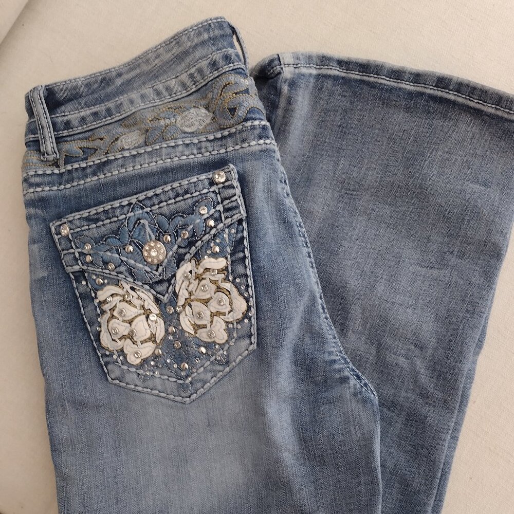Fancy Bootcut Detailed Jeans